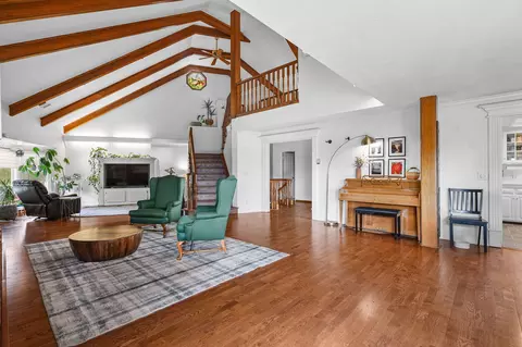 Living - 3330 Scenic Dr, Redding, CA 96001 photo 2 of 4