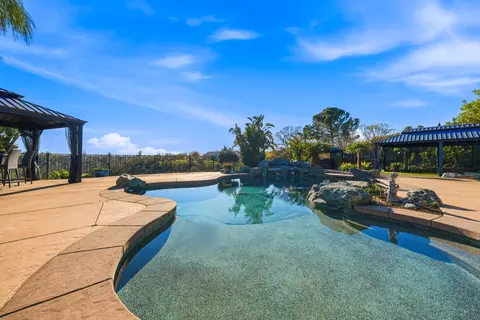 2258 Everest Dr, Redding, CA 96001 photo 44