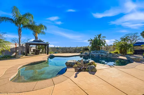 2258 Everest Dr, Redding, CA 96001 photo 38