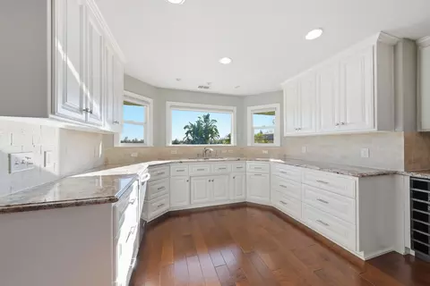 2258 Everest Dr, Redding, CA 96001 photo 17