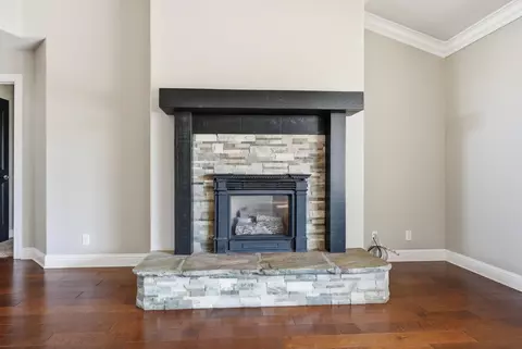 2258 Everest Dr, Redding, CA 96001 photo 8