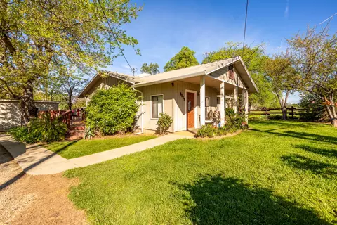 Exterior - 9038 Stillwater Rd, Redding, CA 96002 photo 1 of 13