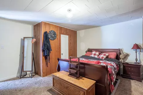Bedroom - 2855 Irwin Rd, Redding, CA 96002 photo 1 of 3