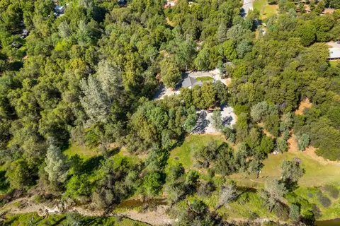 View/Area - 20621 Chipeta Way, Redding, CA 96003 photo 4 of 4