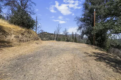 14020 Windfall Dr, Redding, CA 96003 photo 14