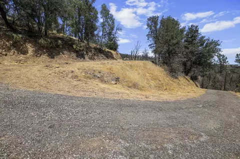 14020 Windfall Dr, Redding, CA 96003 photo 17
