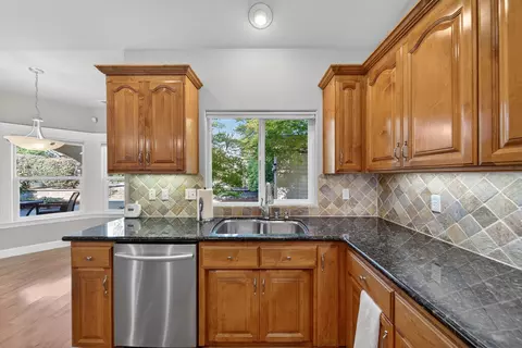 4174 Winter Green Ct, Redding, CA 96001 photo 9