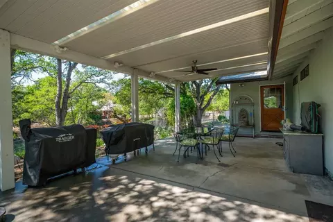 Exterior - 14965 Oak Knoll Dr, Red Bluff, CA 96080 photo 13 of 16