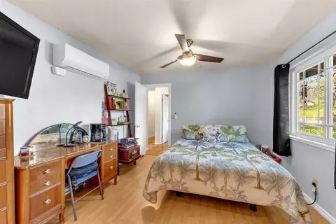 Bedroom - 14965 Oak Knoll Dr, Red Bluff, CA 96080 photo 5 of 6