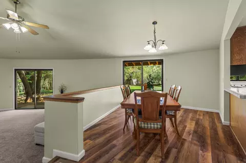 21082 Oak Knoll Rd, Redding, CA 96003 photo 7