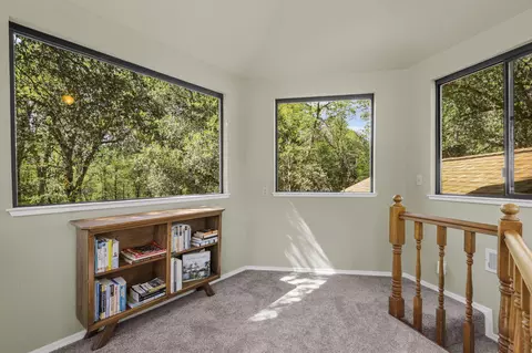 21082 Oak Knoll Rd, Redding, CA 96003 photo 15