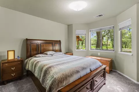 21082 Oak Knoll Rd, Redding, CA 96003 photo 18