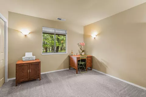 21082 Oak Knoll Rd, Redding, CA 96003 photo 16