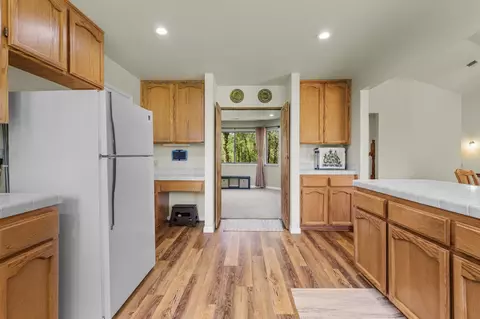 21082 Oak Knoll Rd, Redding, CA 96003 photo 10