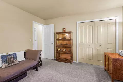 21082 Oak Knoll Rd, Redding, CA 96003 photo 17