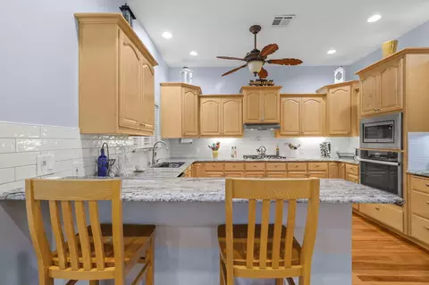 Kitchen - 672 Reddington Dr, Redding, CA 96003 photo 2 of 5