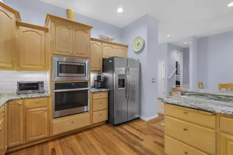 Kitchen - 672 Reddington Dr, Redding, CA 96003 photo 5 of 5