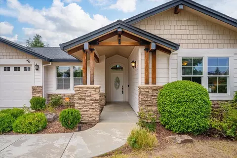 592 Mill Valley Pkwy, Redding, CA 96003 photo 5