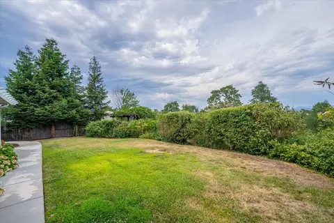 592 Mill Valley Pkwy, Redding, CA 96003 photo 38