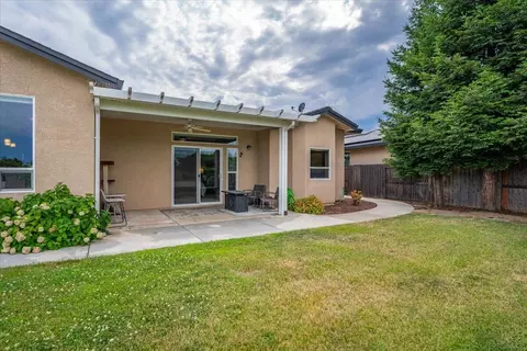 592 Mill Valley Pkwy, Redding, CA 96003 photo 42