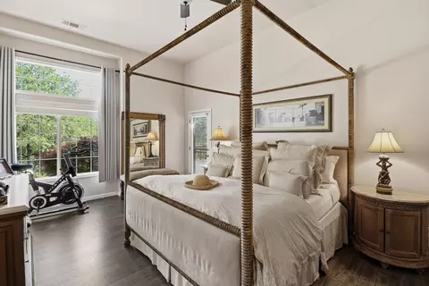 Bedroom - 1289 River Ridge Dr, Redding, CA 96003 photo 1 of 7