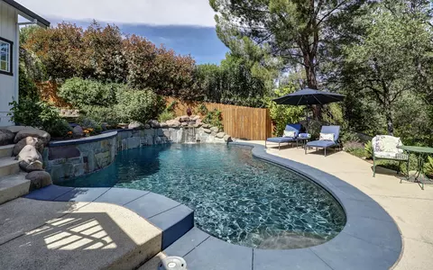 Exterior - 1289 River Ridge Dr, Redding, CA 96003 photo 13 of 22