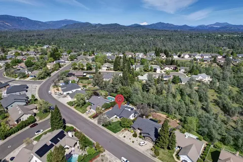 View/Area - 1289 River Ridge Dr, Redding, CA 96003 photo 3 of 4