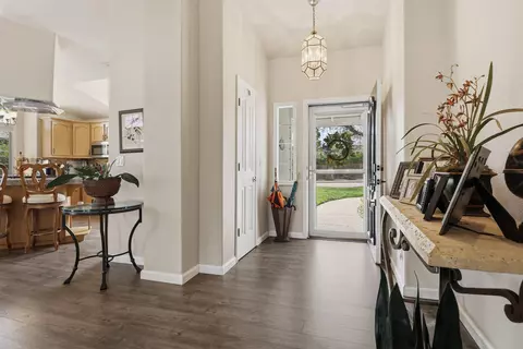 Entry Way - 1289 River Ridge Dr, Redding, CA 96003 photo 1 of 1