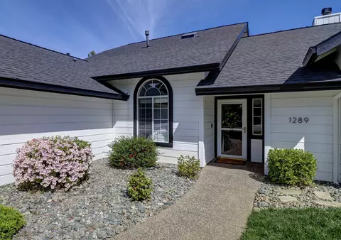 Exterior - 1289 River Ridge Dr, Redding, CA 96003 photo 4 of 22