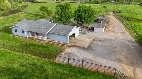 22405 Venzke Rd, Cottonwood, CA 96022
