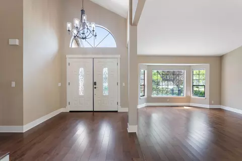 Entry Way - 1688 El Capitan Dr, Redding, CA 96001 photo 1 of 3