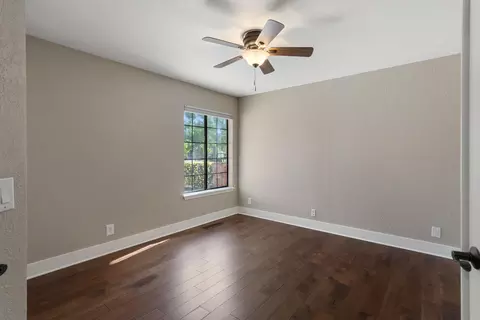 Bedroom - 1688 El Capitan Dr, Redding, CA 96001 photo 1 of 7