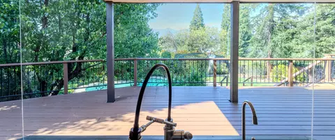 Exterior - 1688 El Capitan Dr, Redding, CA 96001 photo 4 of 15