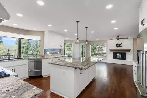 Kitchen - 1688 El Capitan Dr, Redding, CA 96001 photo 1 of 8