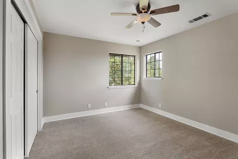 Bedroom - 1688 El Capitan Dr, Redding, CA 96001 photo 5 of 7