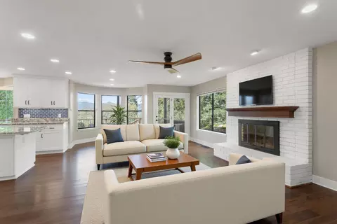 Living - 1688 El Capitan Dr, Redding, CA 96001 photo 13 of 16