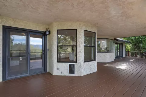 Exterior - 1688 El Capitan Dr, Redding, CA 96001 photo 6 of 15