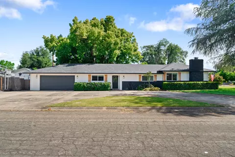 Exterior - 3689 Suzanne Way, Redding, CA 96002 photo 2 of 12