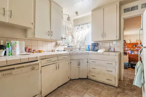 Kitchen - Undisclosed, Redding, CA 96001 photo 3 of 5