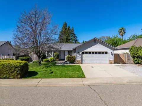 3198 Wandsworth Dr, Shasta Lake, CA 96019
