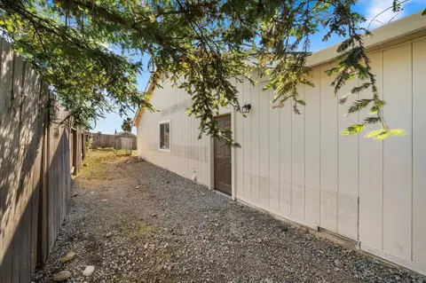 Exterior - 785 Mallard St, Redding, CA 96003 photo 8 of 8