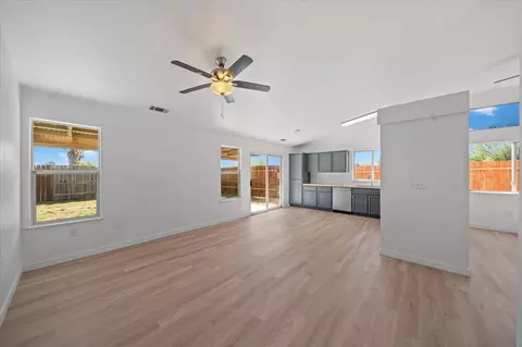 Living - 785 Mallard St, Redding, CA 96003 photo 3 of 8