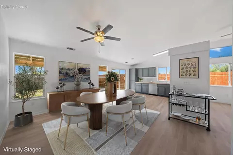 Dining - 785 Mallard St, Redding, CA 96003 photo 1 of 1