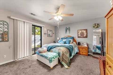 Bedroom - 2861 Shotwick Trl, Redding, CA 96002 photo 3 of 4