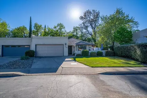 Exterior - 2861 Shotwick Trl, Redding, CA 96002 photo 17 of 18
