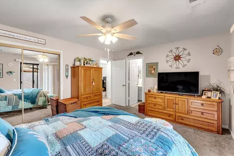 Bedroom - 2861 Shotwick Trl, Redding, CA 96002 photo 4 of 4