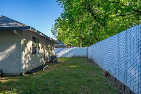Exterior - 2861 Shotwick Trl, Redding, CA 96002 photo 9 of 18