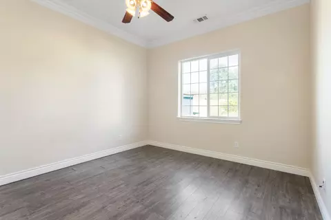 Bedroom - 14440 Sea Biscuit Ct, Redding, CA 96003 photo 4 of 8