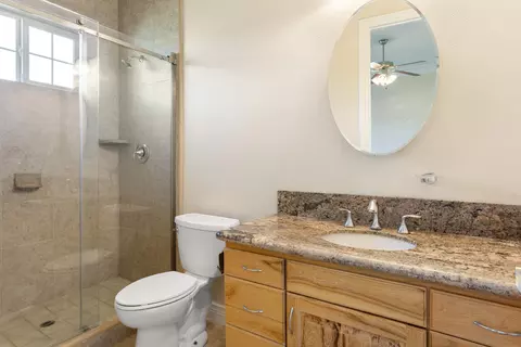 Bath - 14440 Sea Biscuit Ct, Redding, CA 96003 photo 2 of 6