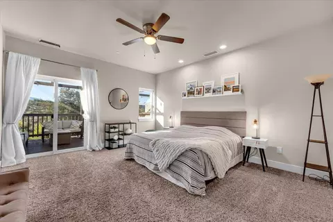 Bedroom - 1384 Spinnaker Dr, Redding, CA 96003 photo 1 of 3